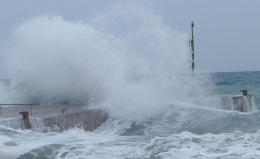 mareggiata vento onde maltempo meteo vento