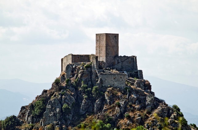 Sardegna Terra Incontaminata Di Castelli Da Visitare 5 Luoghi Da Vedere