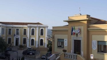 Comune Arzachena e palazzo