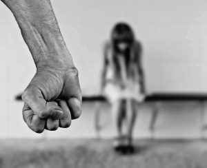 violenza golfo aranci donne tunisino olbia