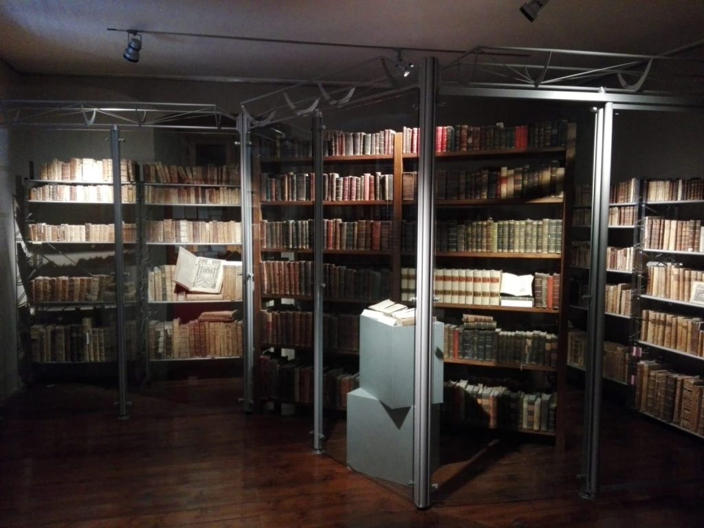 mostra libro antico