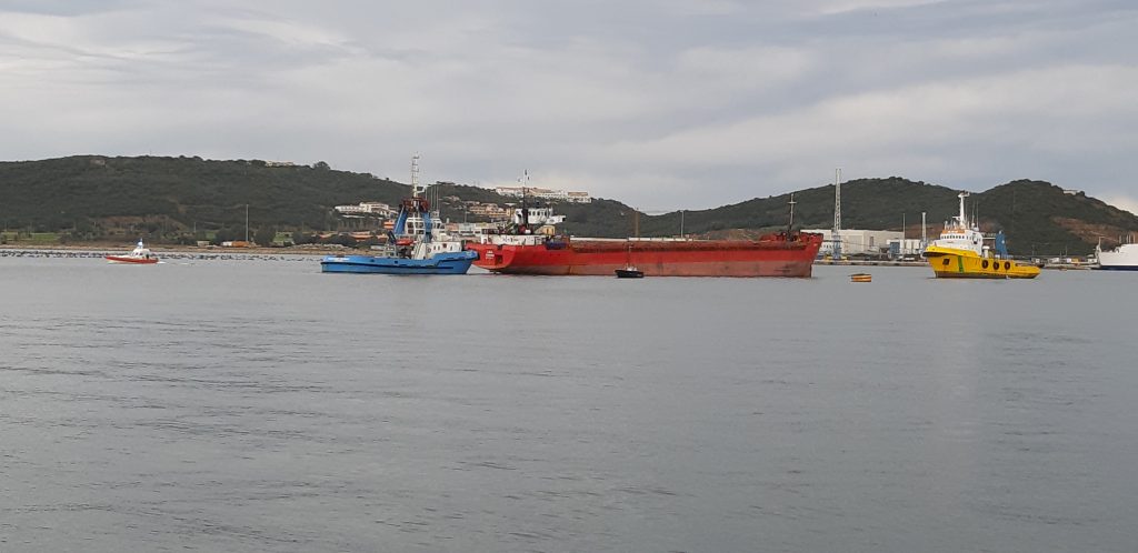 Nave mercantile Lira al porto di Olbia