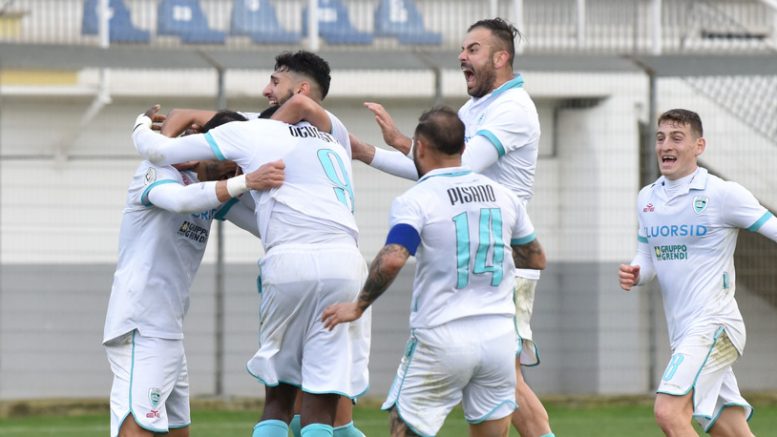 olbia calcio carrarese