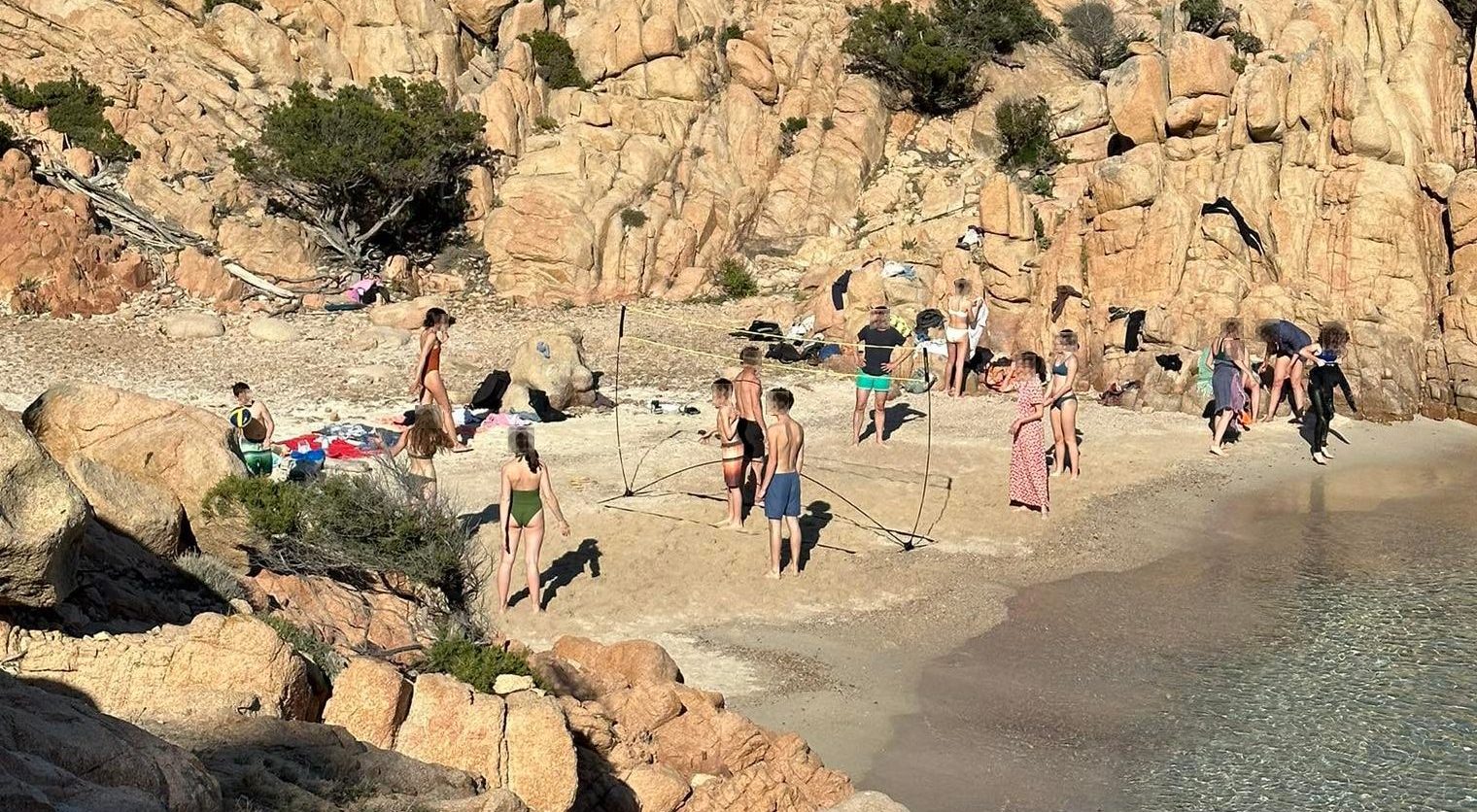 Cala coticcio beach volley
