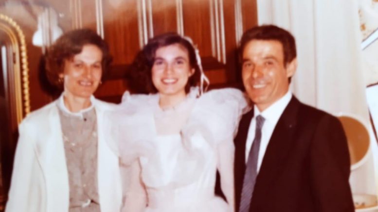 Alessandro Ennas con la figlia Lorena e la moglie Anna Maria Quidacciolu