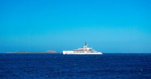 yacht