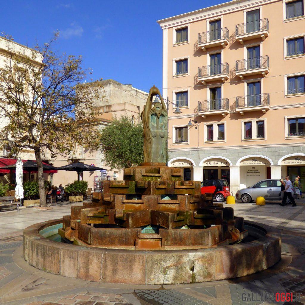Piazza Matteotti, accoltellamento Olbia