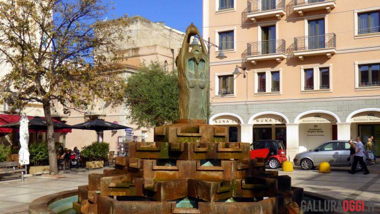 Piazza Matteotti, accoltellamento Olbia