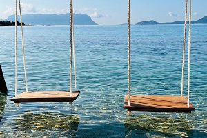 altalena spiaggia bianca golfo aranci