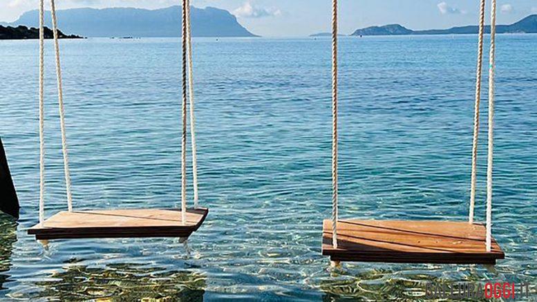 altalena spiaggia bianca golfo aranci