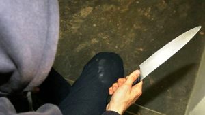 tunisino rapina coltello arzachena tunisino trentenne