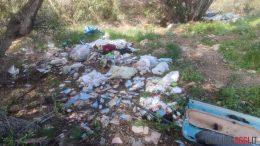 rifiuti abbandonati discariche abusive golfo aranci sant'eantonio di gallura