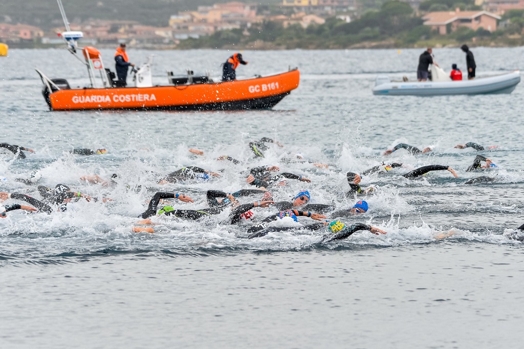 nuoto golfo aranci