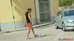 golfo aranci uomo pallone