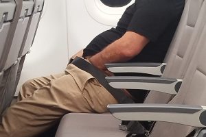 aereo olbia pantaloni