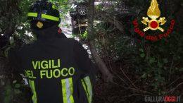 Precipita con l'auto dentro il fiume ad Arzachena, salvo per miracolo
