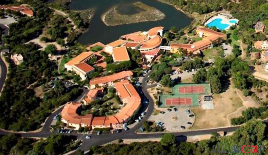 Costa Serena, Palau