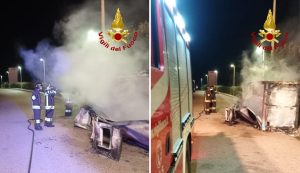 Ecobox in fiamme a Santa Teresa Gallura, scatta l'allarme