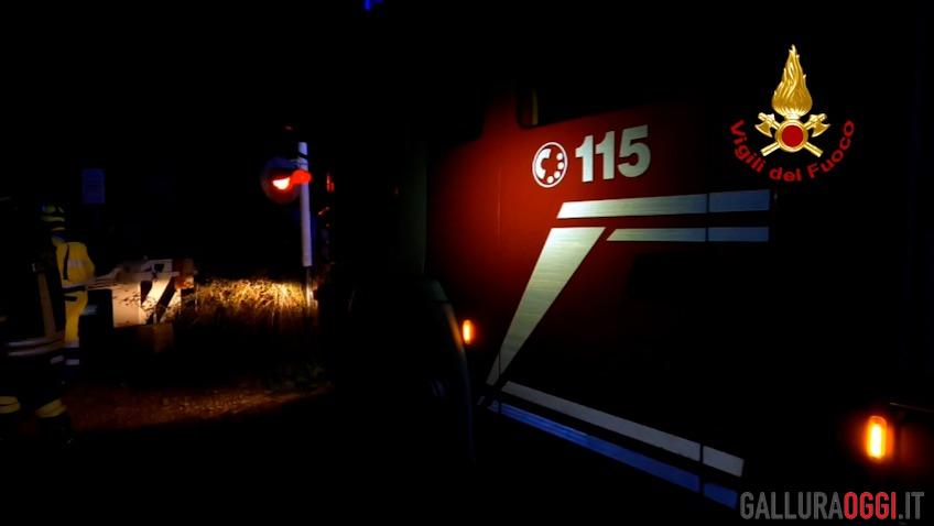 Muore travolta sui binari col cane, il treno arrivava da Golfo Aranci