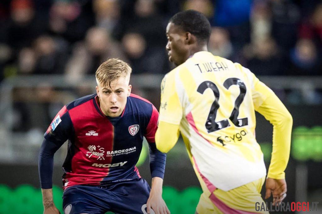 Felici e Weah in Cagliari-Juventus - Foto Cagliari Calcio