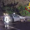 Perde il controllo dell'auto e finisce contro il guardrail a Palau
