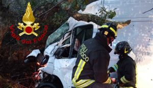Violento incidente sulla strada per Tempio, un ferito