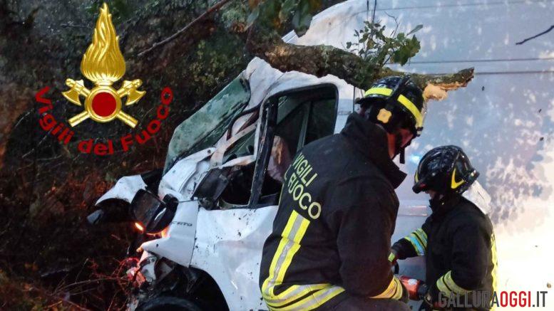 Violento incidente sulla strada per Tempio, un ferito