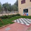 Scacchi e verde, una nuova area relax a Cannigione