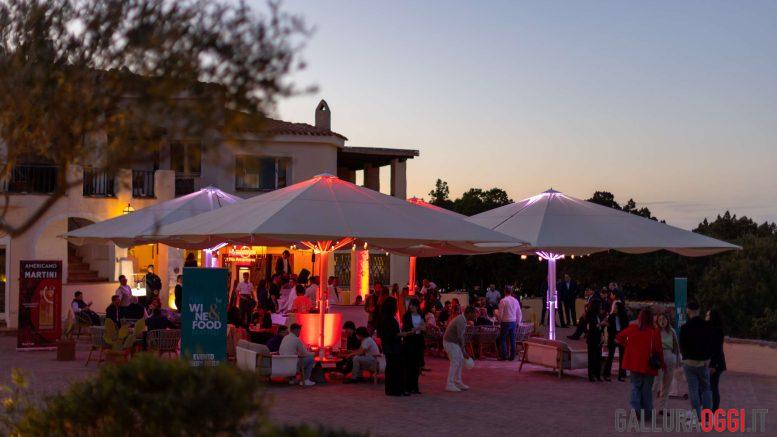 ell Raton accende la piazzetta di Porto Cervo con il suo dj set