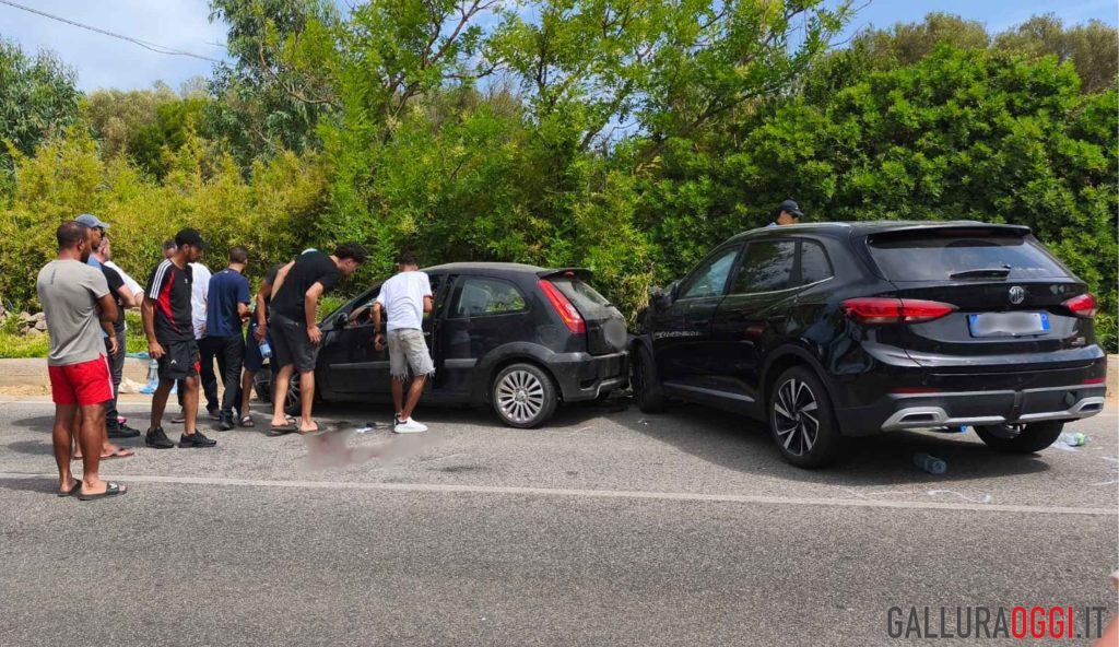 Arzachena piange le due giovani vittime dell'incidente sulla statale 125