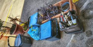 Rifiuti non raccolti da settimane, a Olbia monta la protesta