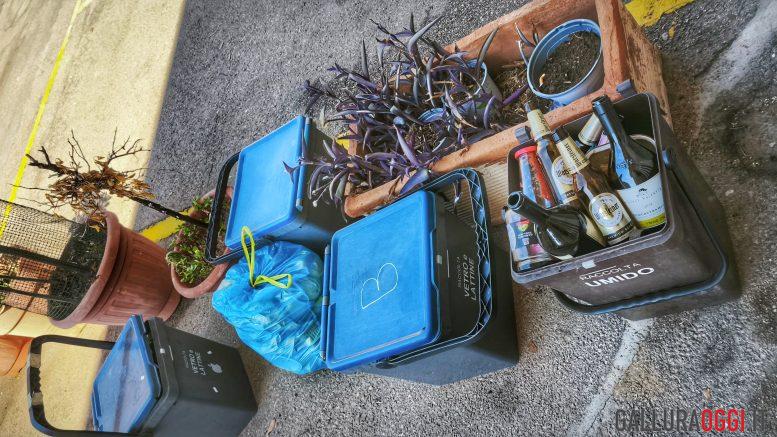 Rifiuti non raccolti da settimane, a Olbia monta la protesta