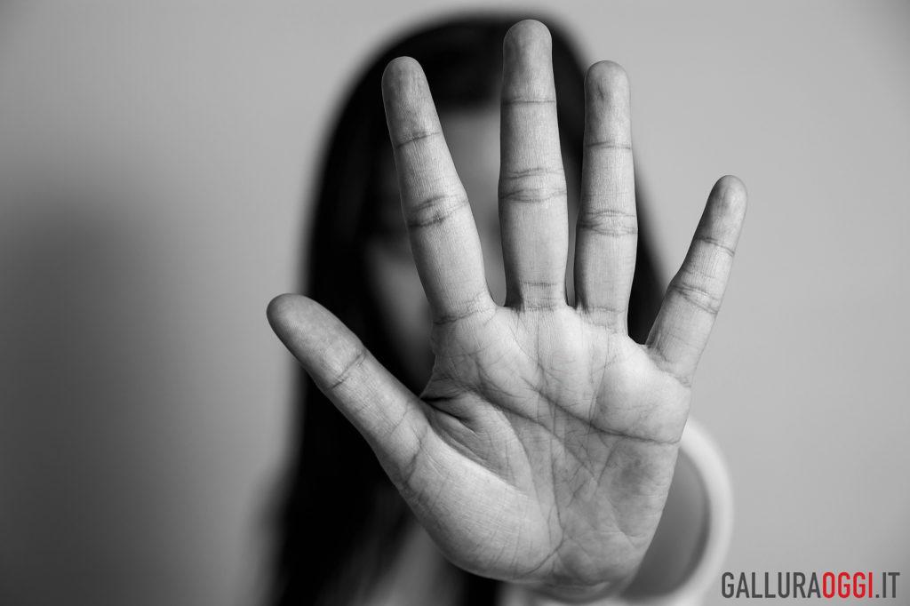 violenza donne maltrattamenti olbia