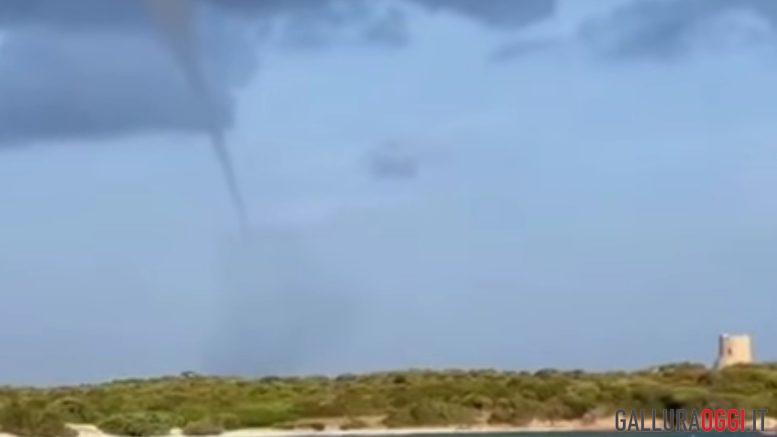 Tromba marina a Vignola, ecco le spettacolari immagini