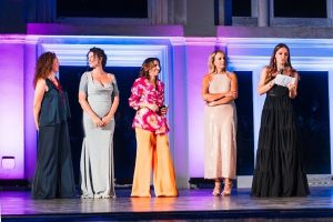 Una fase della sfilata delle Farfalle Rosa a Porto Rotondo - Foto Ambrosio Sposi & Cerimonia