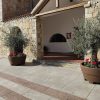 Arzachena celebra Ognissanti e i defunti con nuovi fiori in città