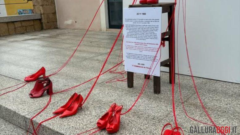 Arzachena contro la violenza sulle donne, l'installazione in piazza