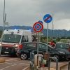 Incidente a Olbia, ha un malore e urta altre auto