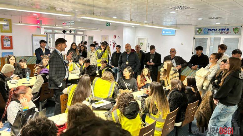 Polizia e scienza insieme a Olbia per Scienza in Piazza
