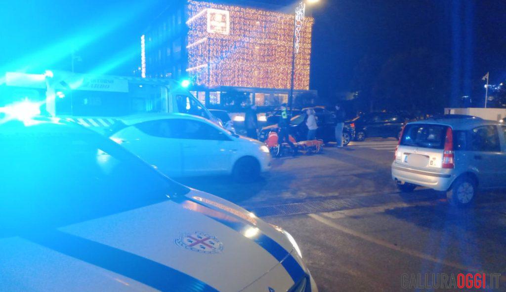 Incidente a Olbia, investito mentre attraversa la strada
