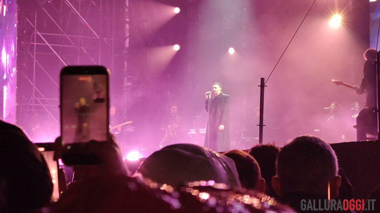 Olbia apre il Capodanno 2026 con Marco Mengoni ed è un successo