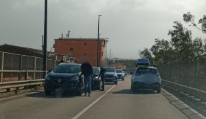 Incidente a Olbia, scontro fra due auto sulla strada statale