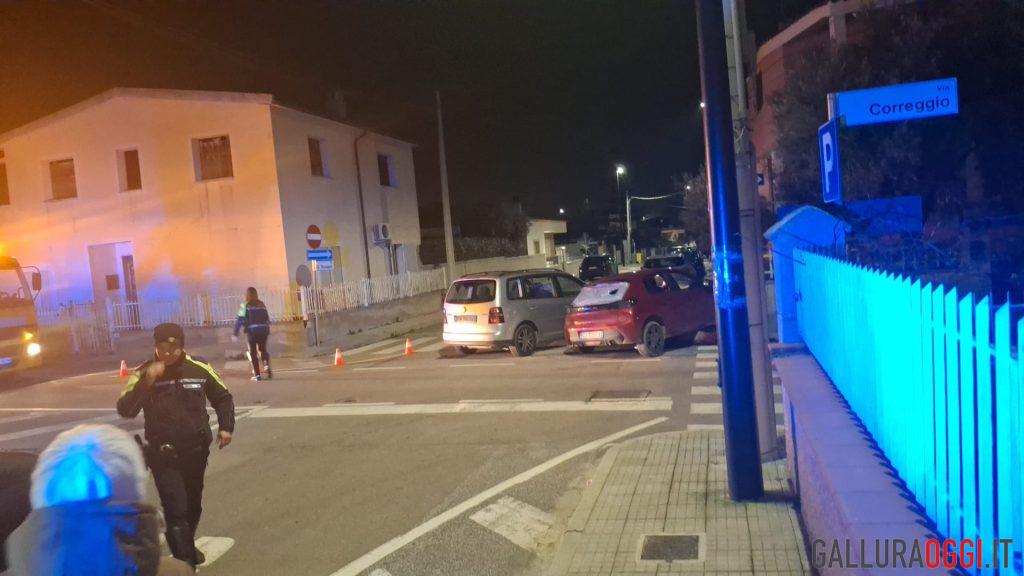 Manca il segnale di stop e due auto si scontrano a Olbia