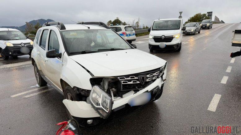 Incidente all'incrocio di Olbia, diversi feriti