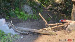 Vandali scatenati ad Arzachena, danni al nuovo percorso trekking