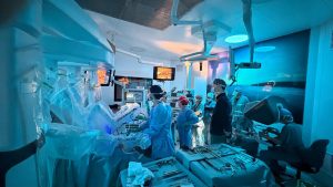 Mater Olbia, chirurgia robotica, sala operatoria