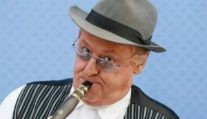 Renzo Arbore