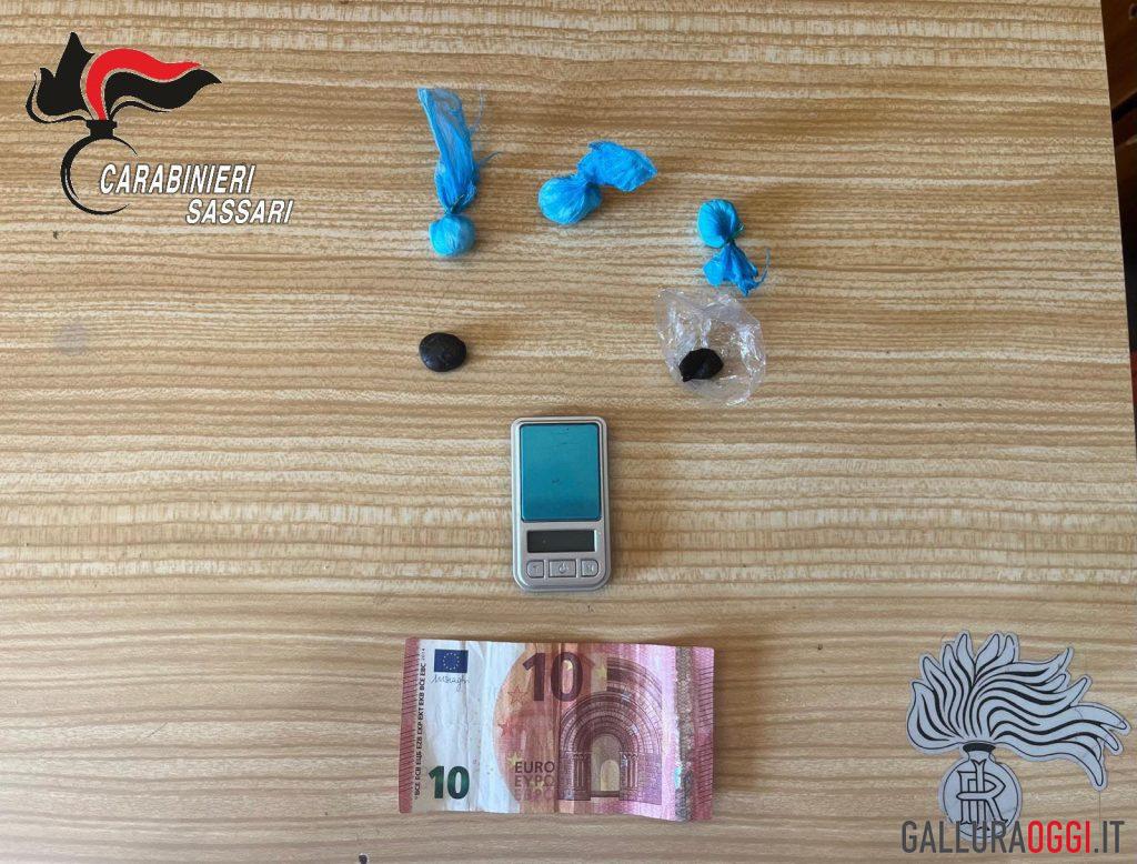 Spacciava droga in centro a Olbia, arrestato un giovane