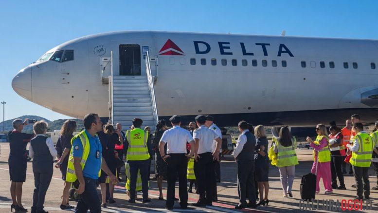 A Olbia arriva il primo volo storico da New York