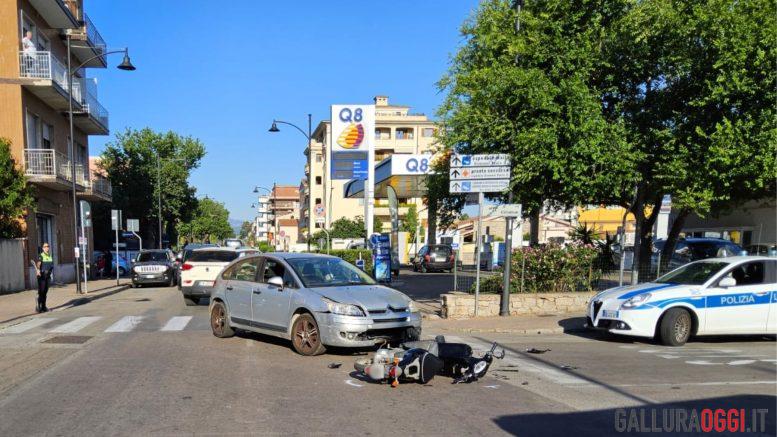 Incidente scontro auto moto corso Vittorio Veneto Olbia